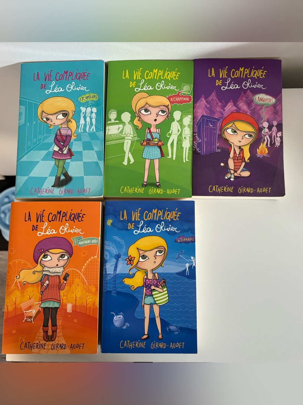 La Vie Compliqué de Léa Olivier • Books collection